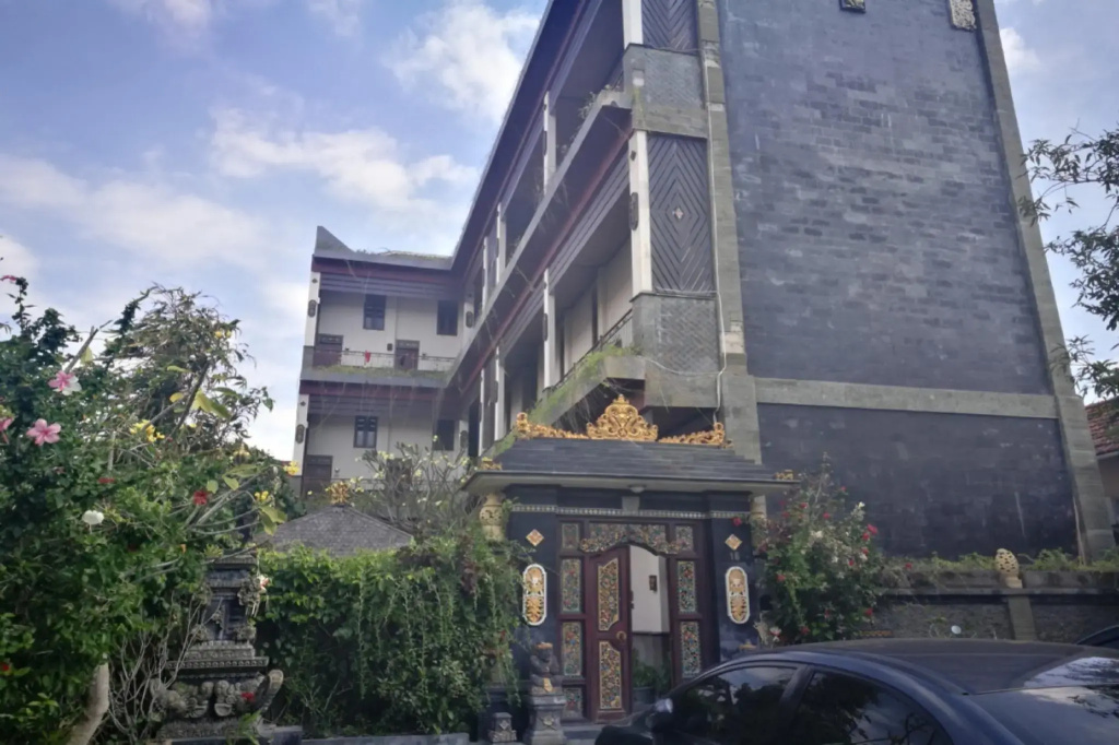 OYO 90076 Guesthouse Graha Pande Residence