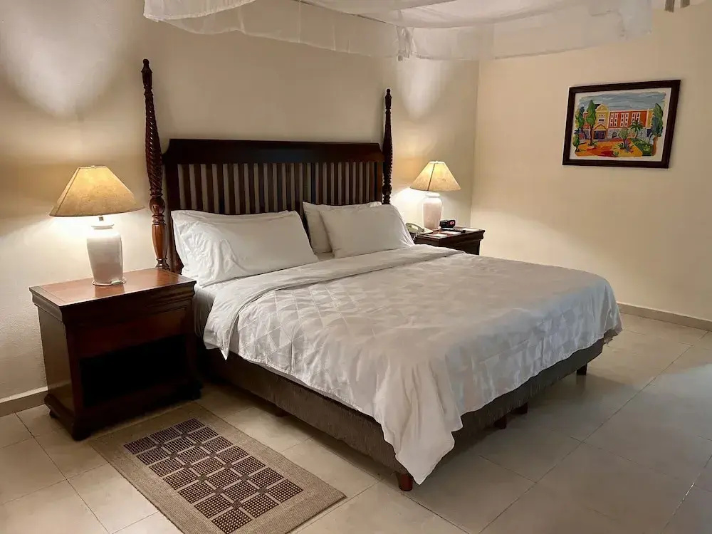 Standard Double room with balcony (full double bed)