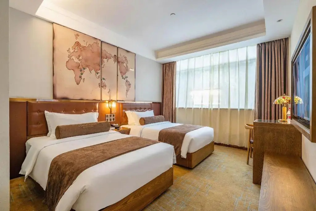 Hotel photo 12