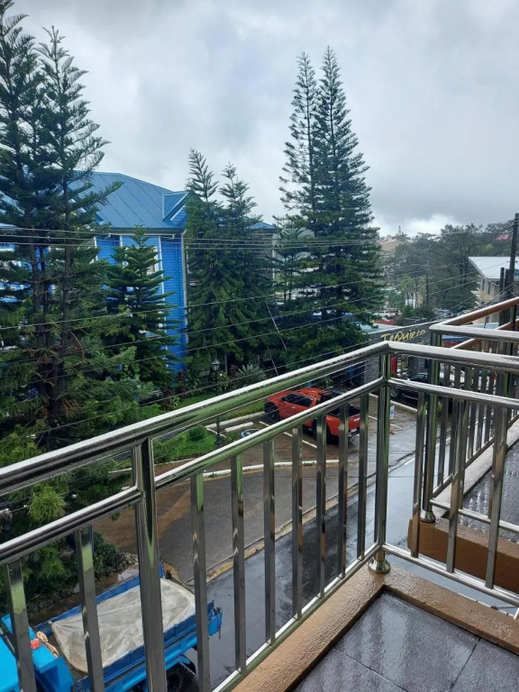 North 27 Hill Transient Rooms Near Microtel Inn and Victory Liner Baguio