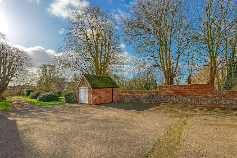 Louisville Flat 4 in Newmarket
