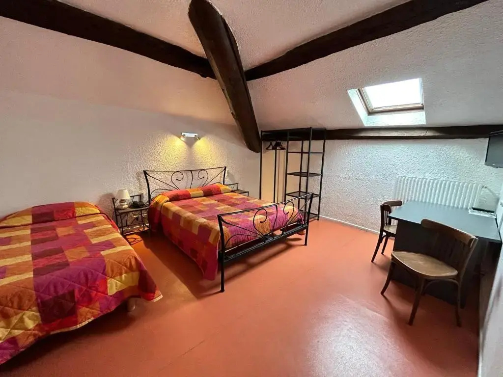 Standard Triple Attic room