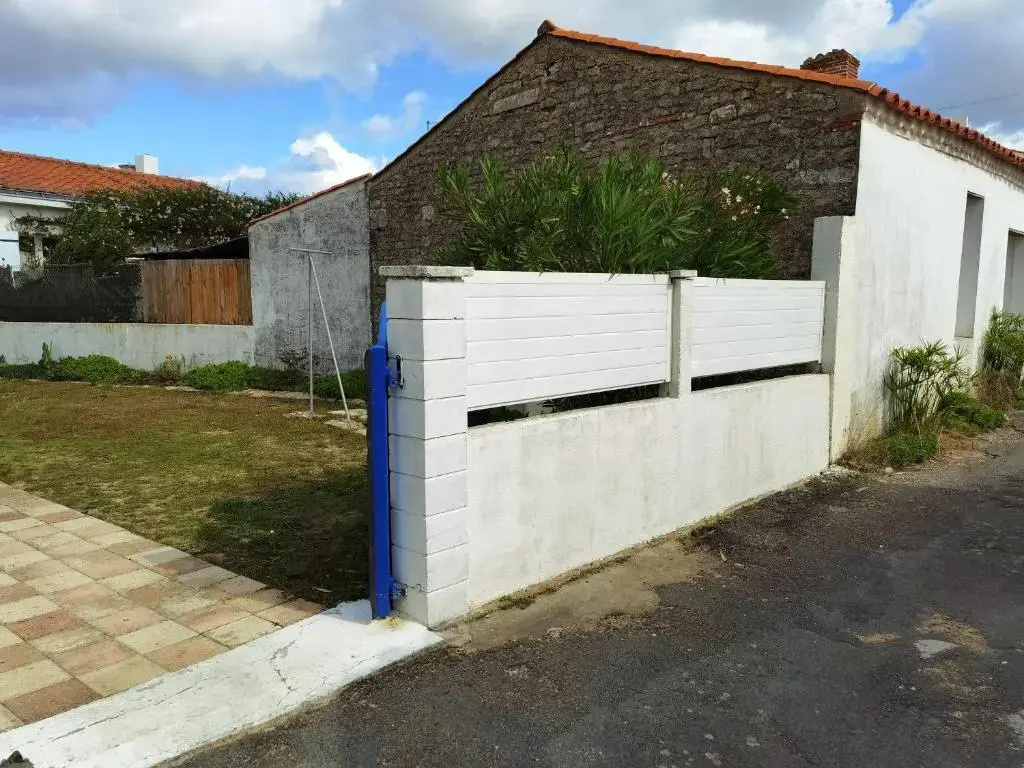 Maison d'une chambre avec jardin clos a La Tranche sur Mer