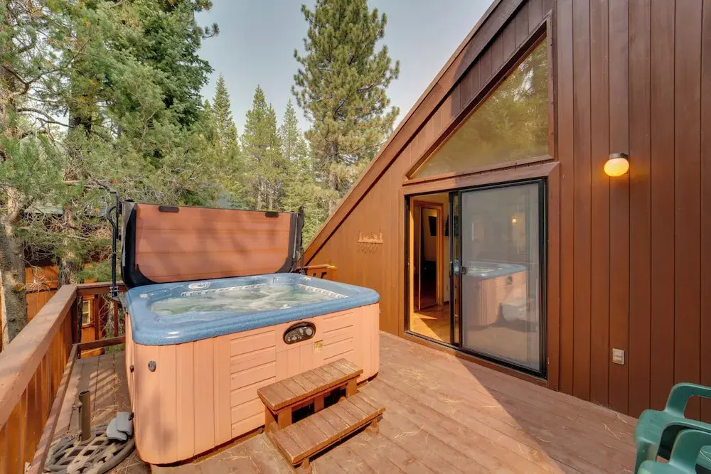 Hot Tub & Deck: Truckee Golf Course Home