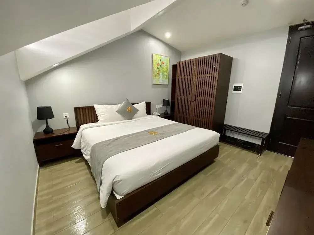 Economy room