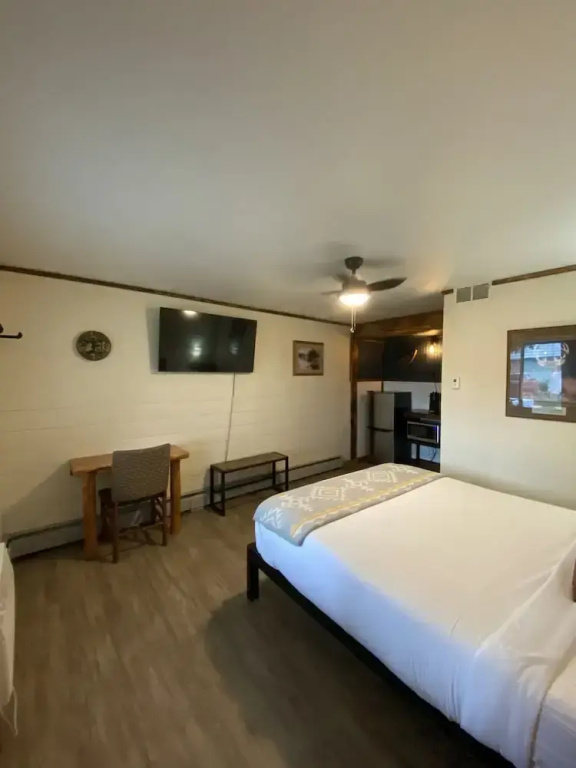 Premier room