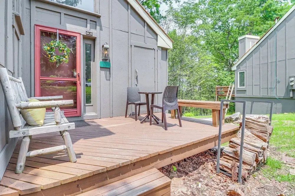 Steps to Jack Frost Ski Resort: Townhome w/ Decks