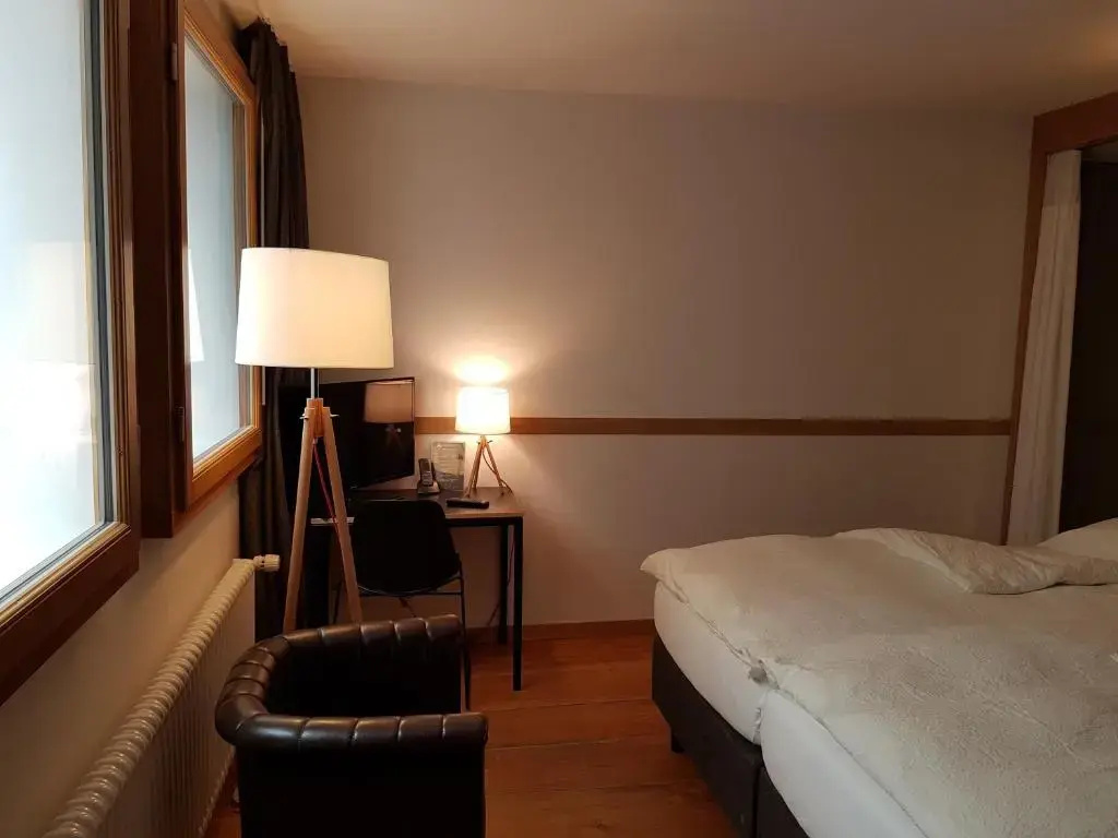 Economy room