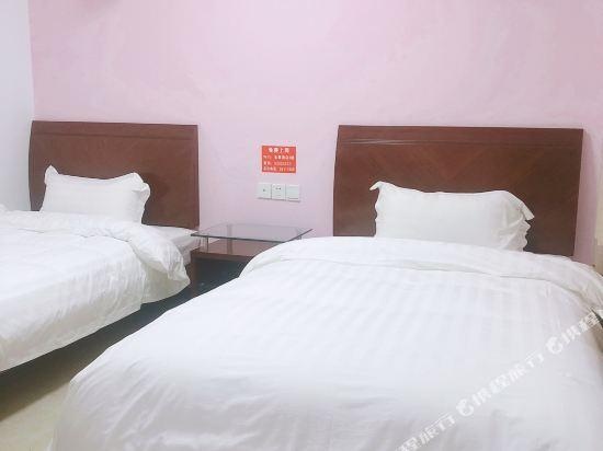 Holiday Inn Gold Star