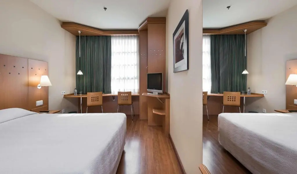 Hotel NH Valencia Las Ciencias - Chambres
