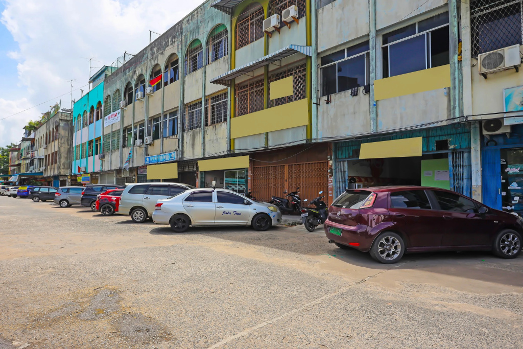 Hotel O Penginapan Pak DheNearMall Nagoya Hill