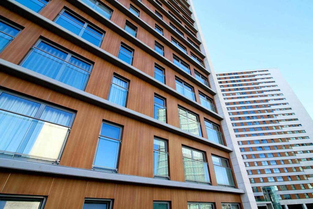 Panoramic Living