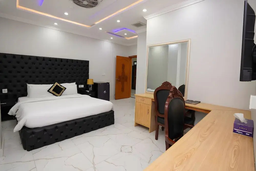 Hotel photo 10