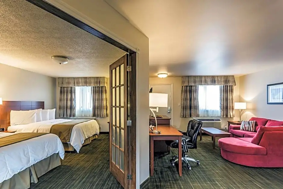 Quadruple Suite