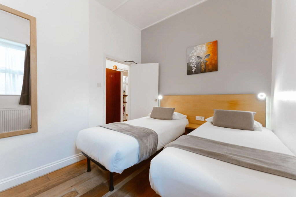 Отель Star Hotel в Лондоне