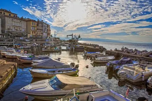 Beach & Waterfront