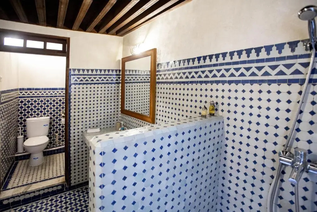 Deluxe Double room (full double bed)