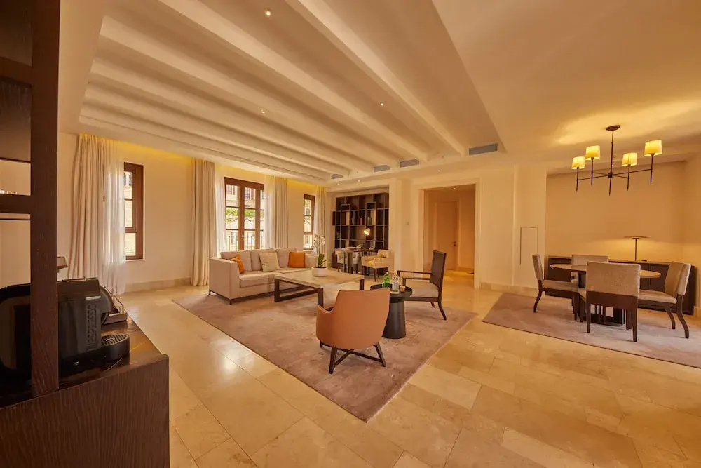Grand Suite with balcony