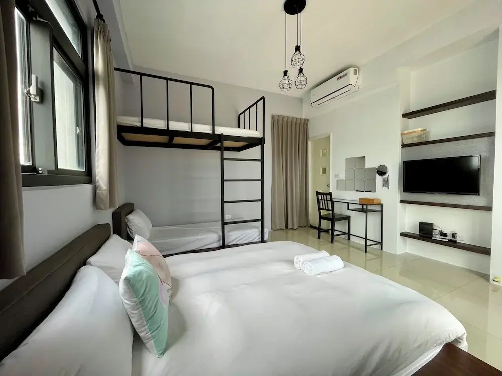 Hotel photo 8