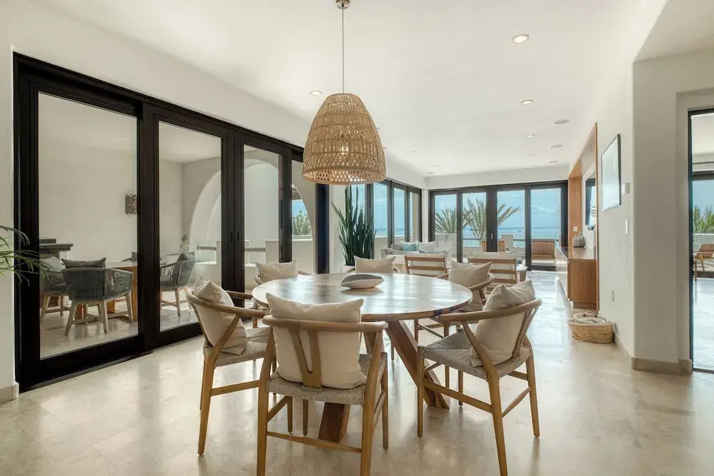 2 Bedrooms Deluxe Apartment with balcony and with sea view