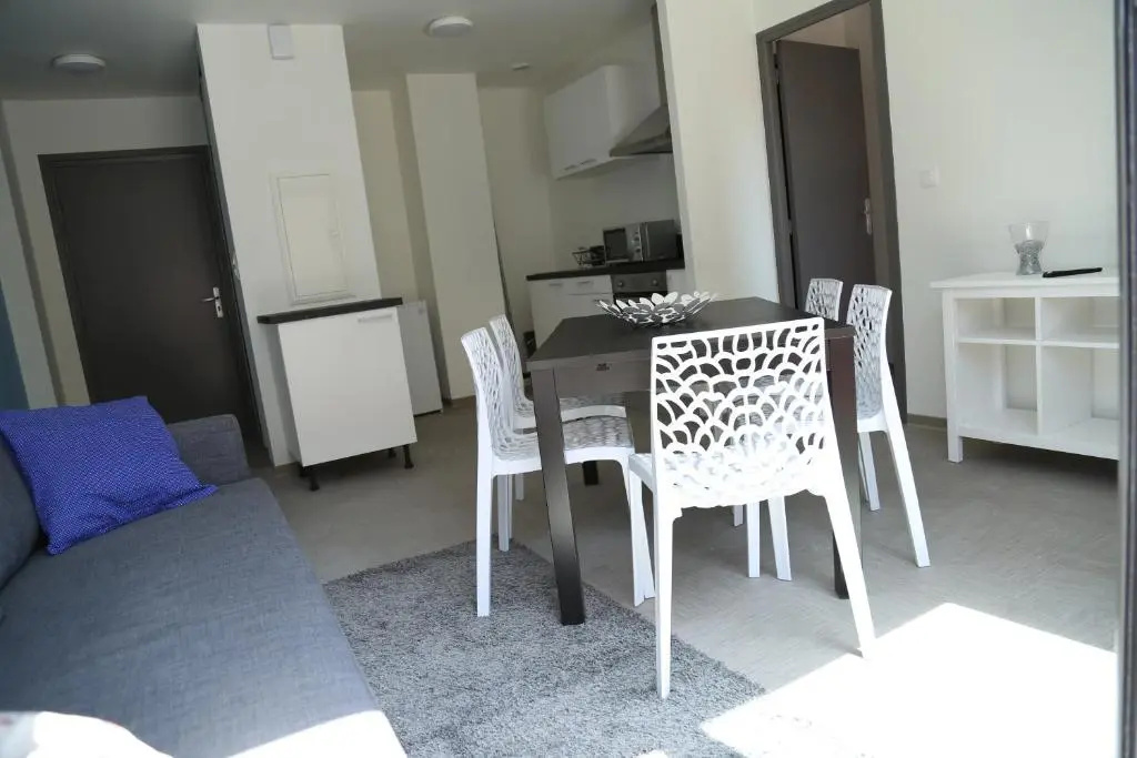 Apartment with balcony