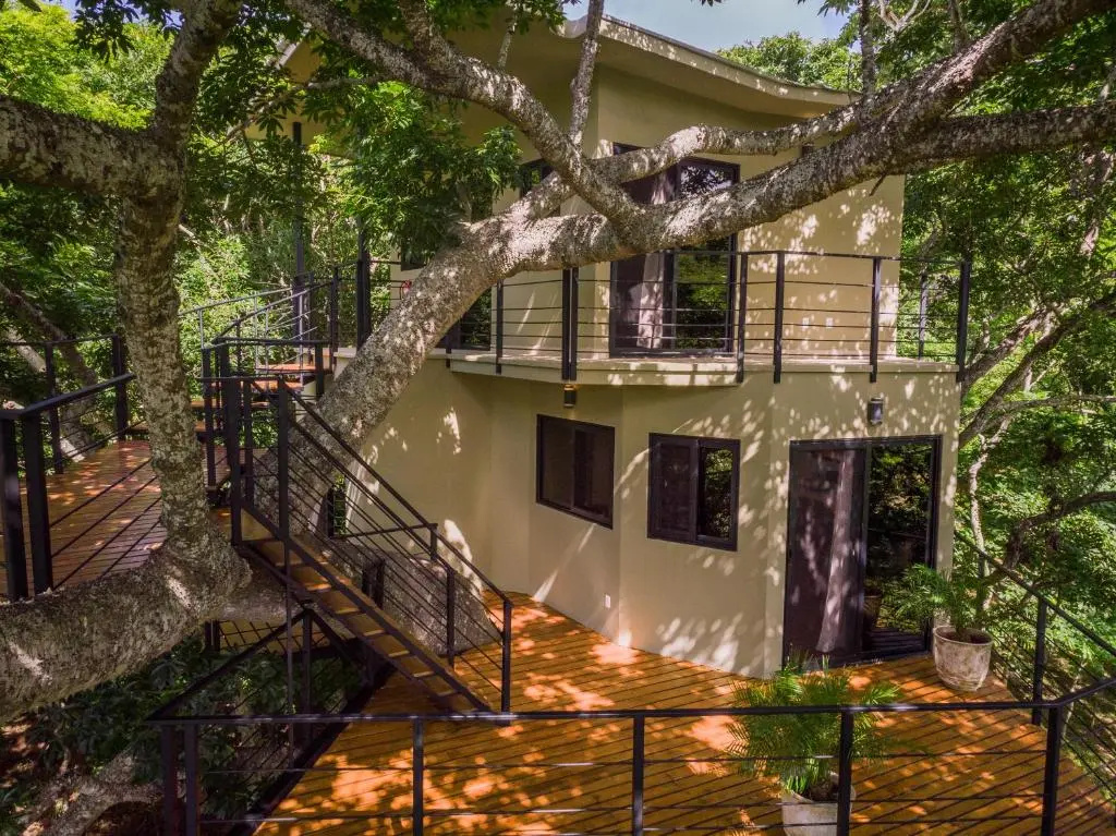 TreeCasa Hotel & Resort