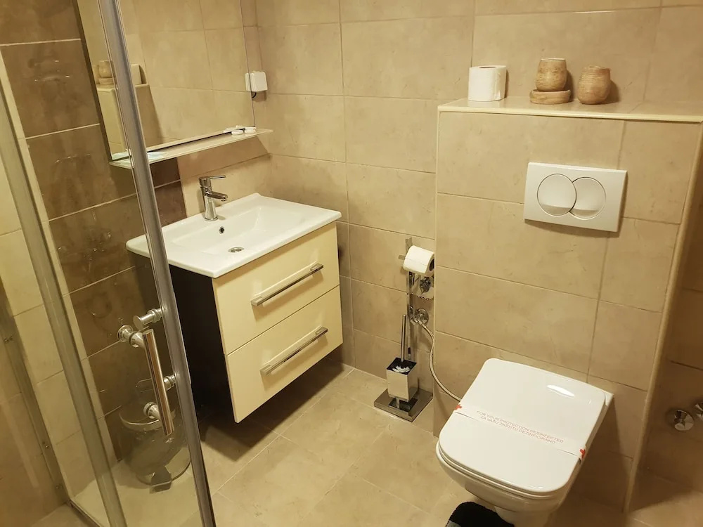 1 Bedroom Standard Quadruple room