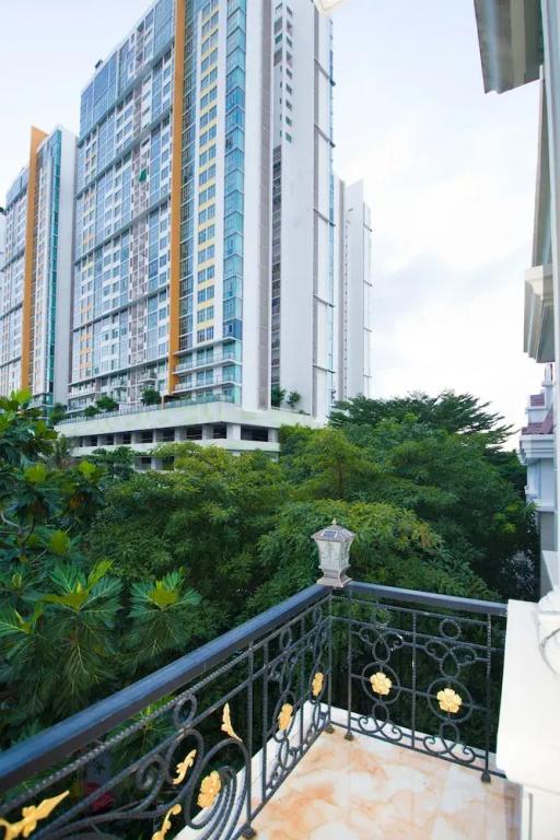 Van Loi Home