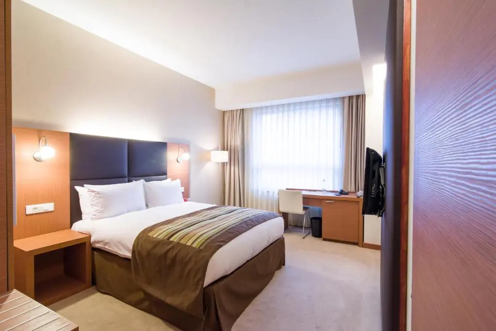 Ramada by Wyndham Oradea - Chambres