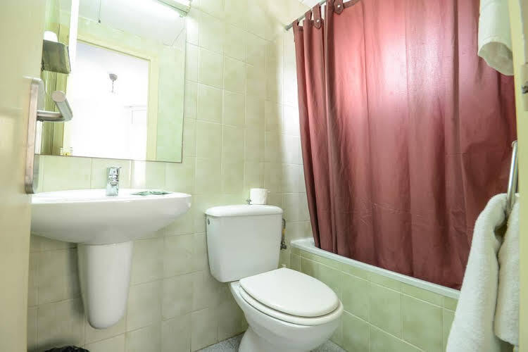 Hostal Ancora by null