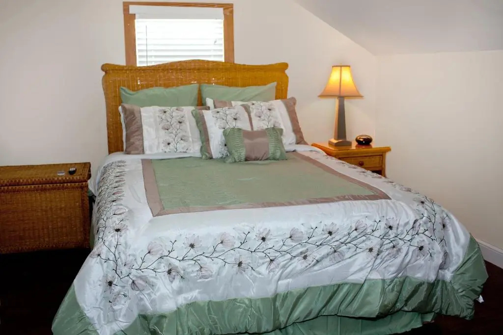 Double Studio (full double bed)
