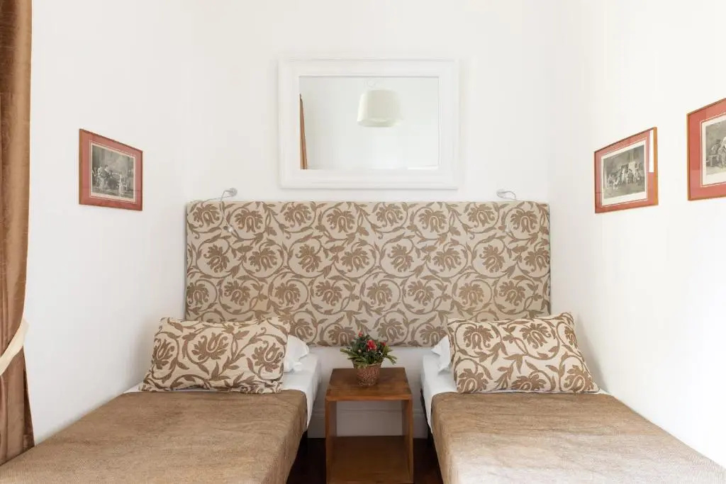 iFlat Elegant Apartment in 18th century Palace