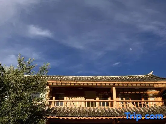 Shaxi Ancient Town Yanshe Homestay
