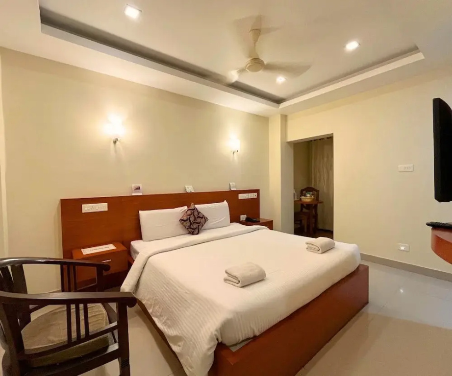Standard Double room (full double bed)