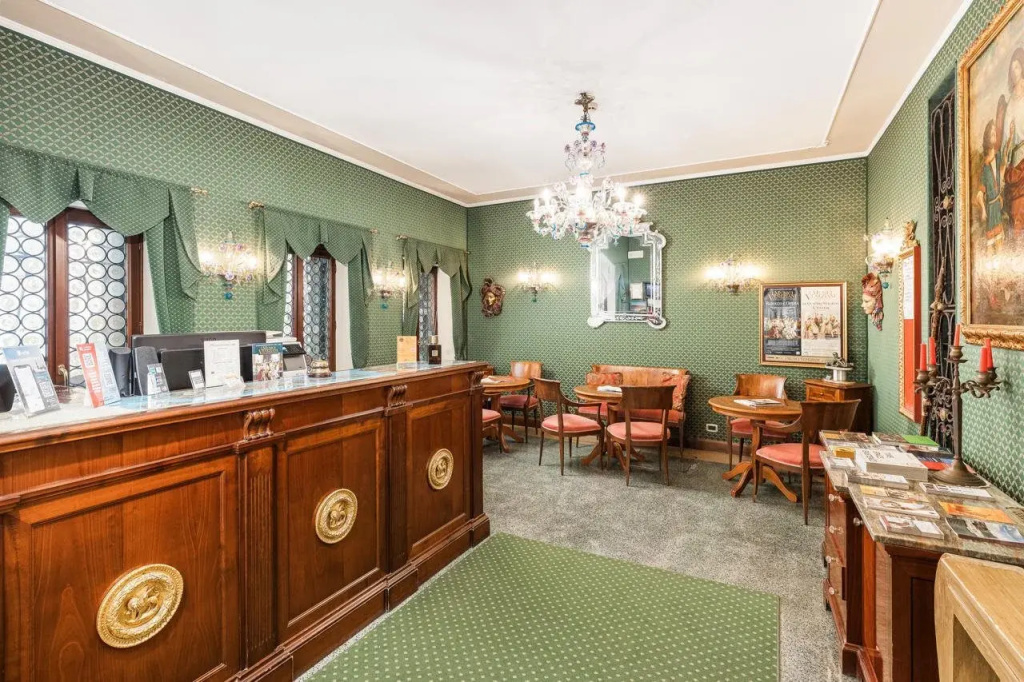 Hotel photo 19