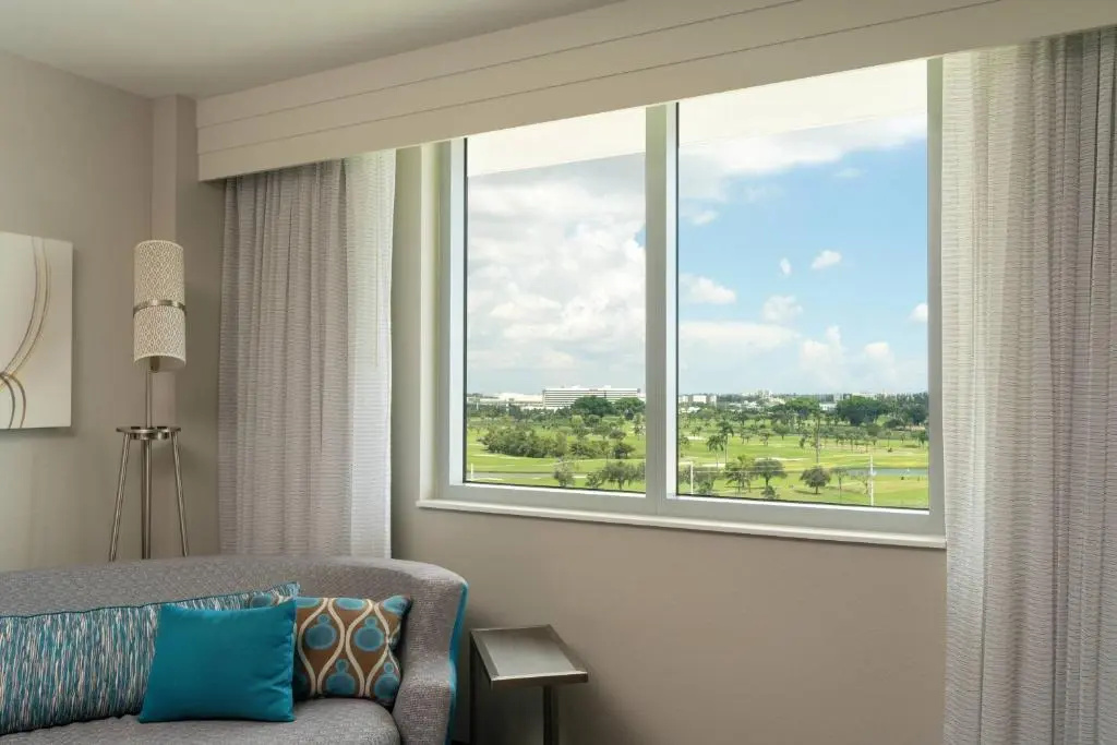 Courtyard by Marriott Miami Airport - Chambres