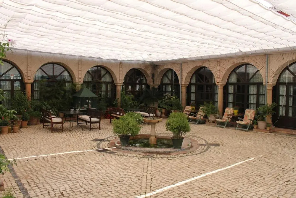El Palacio De San Benito - Général