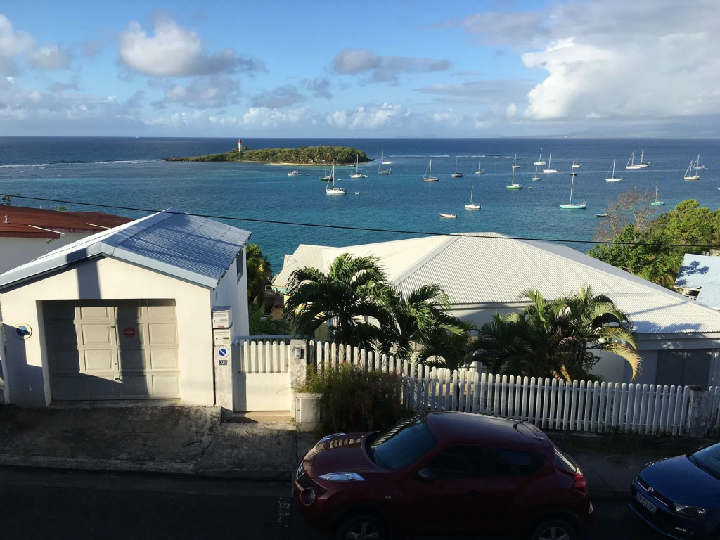 Beach & Waterfront