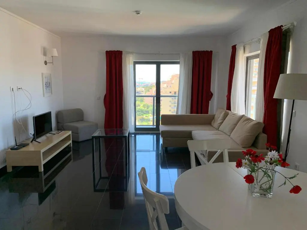 Rocha Tower by Beach Rentals - Chambres
