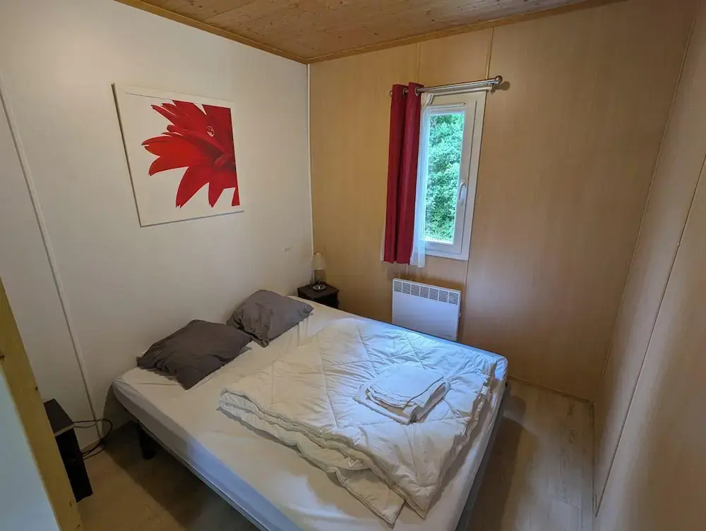 2 Bedrooms Chalet