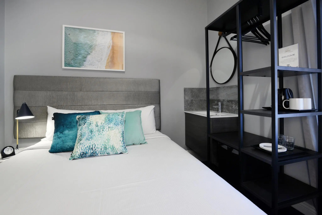 Standard Double room (full double bed)