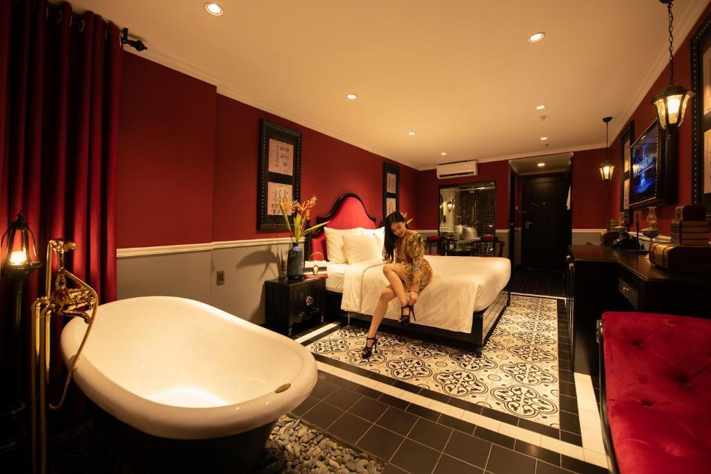 Adora Art Hotel
