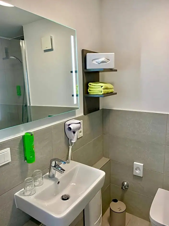 Comfort room