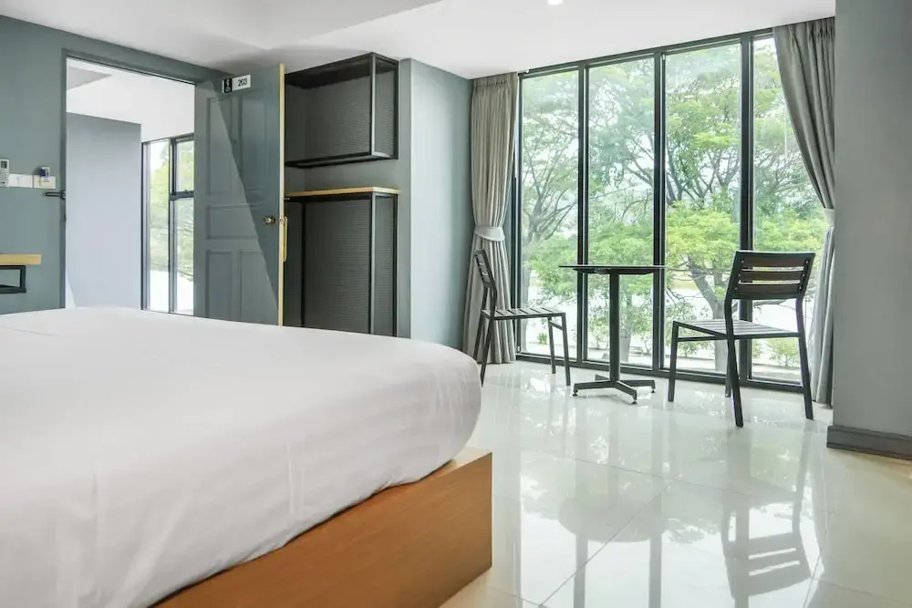 Nora Lakeview Hotel - Chambres