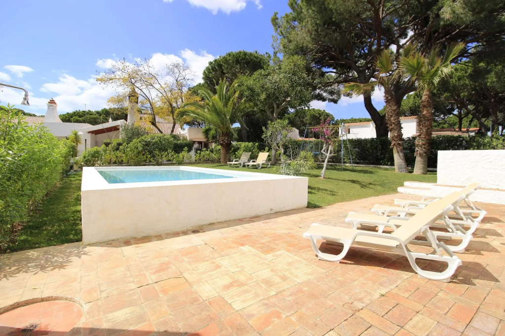 Albufeira Traditional Villa With Pool by Homing