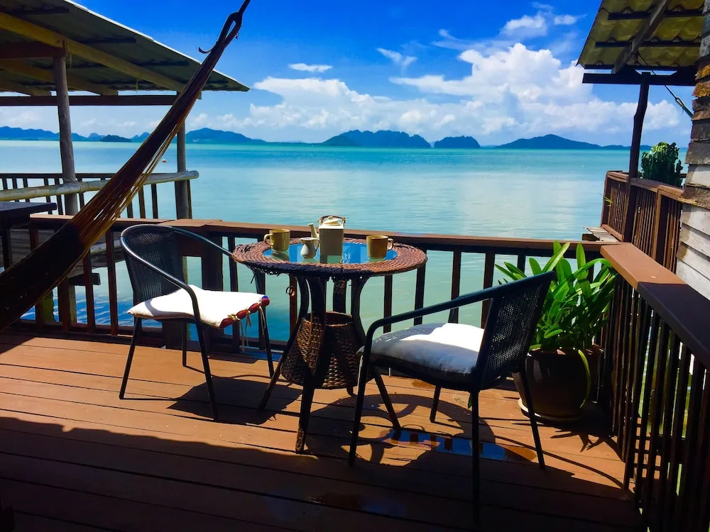 Suite with view