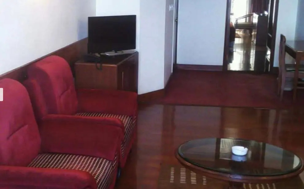 Double Suite with city view full double bed