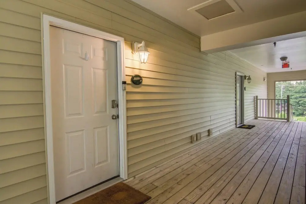 Condo w/ Pool Access ~ 2 Mi to Rehoboth Beach!