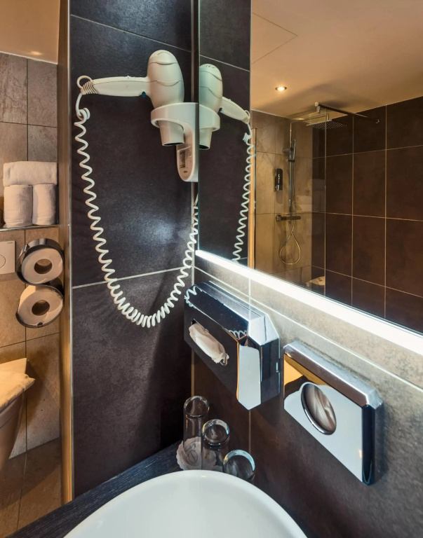 Hotel photo 32