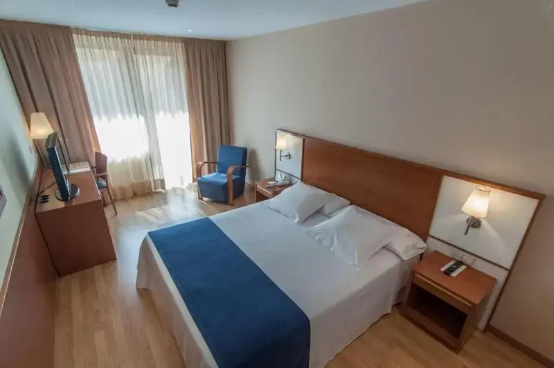 Double room with balcony (full double bed)